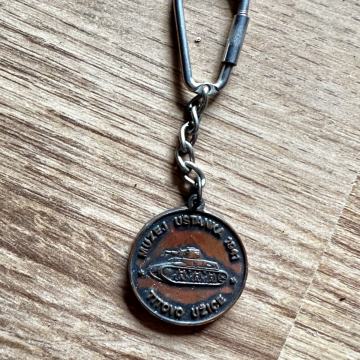 Privjesak za Kljuceve Prvi partizanski Tenk