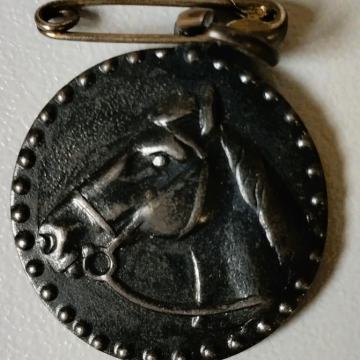 privjesak - konjska glava