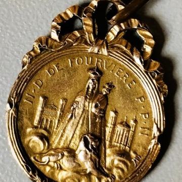 privjesak za lančić