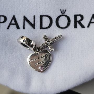 Privjesak Pandora srebro Love Never Dies