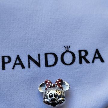 Privjesak Pandora srebro Minnie mouse