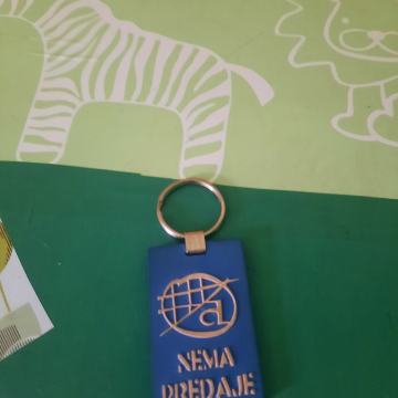 Prodajem novi dinamo privjesak nema predaje