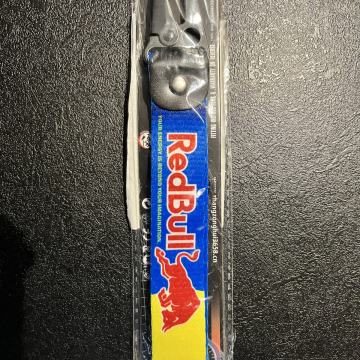 Red Bull - PRIVJESAK ZA KLJUČ- VRHUNSKI