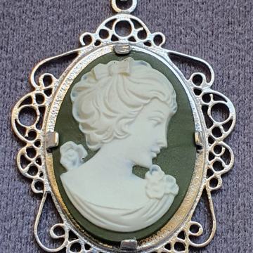 SREBRNI PRIVJESAK CAMEO - KAMEA