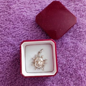 Srebrni privjesak - Sunce sa smiješkom