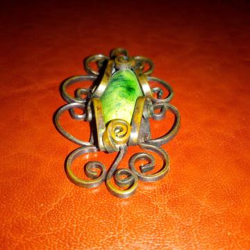 Stari zeleni privjesak - BIŽUTERIJA