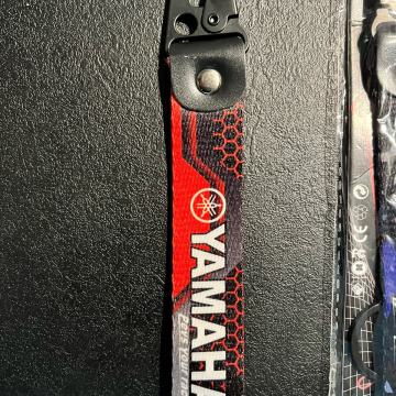 YAMAHA-PRIVJESAK ZA KLJUC S RINGOM-VRHUNSKI