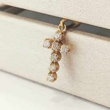 ZLATNI KRIŽ SA CIRKONIMA 14K 0,93G ***DO 24 RATE*** R1!