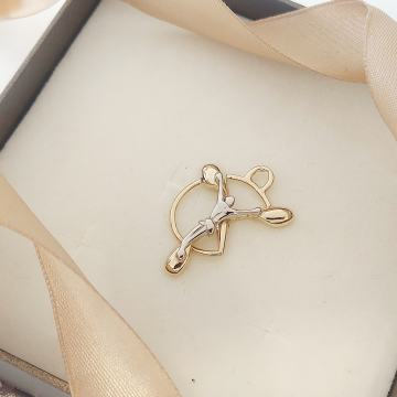 ZLATNI PRIVJESAK 14K 2,83G ***DO 24 RATE*** R1!