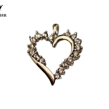 ZLATNI PRIVJESAK S DIJAMANTIMA 0,255ct / R1, RATE !