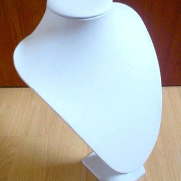Bijeli stalak za ogrlice, eko-koža (22 cm)