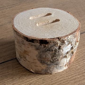 Drveni stalak za prstenje