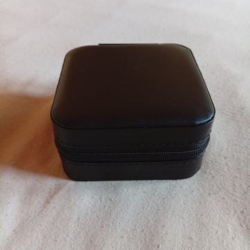 Putna kutija za nakit