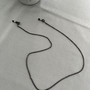 Zara lančić za naočale