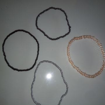 4 NARUKVICE = 4,00 EUR - NOVO