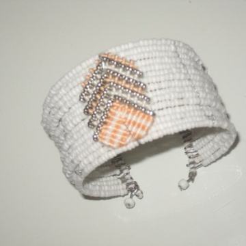 BIJELA NARUKVICA - NOVO