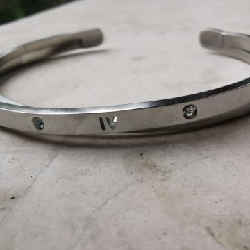 BLV, podesiva narukvica, nova!