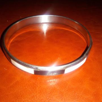 Crno-bijela narukvica - BIŽUTERIJA