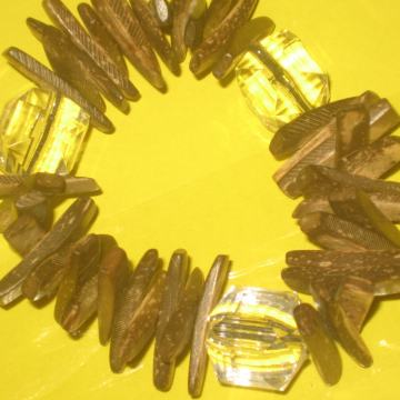 DRVENA NARUKVICA - NOVO