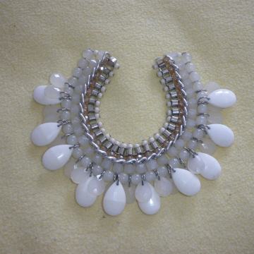 ELEGANTNA ŽENSKA NARUKVICA