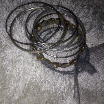 10 kom SIVE NARUKVICE - NOVO