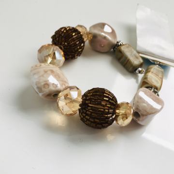 LUKSUZNA ELEGANTNA NARUKVICA