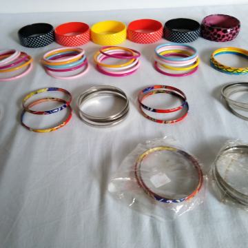 Metalne narukvice Plastična narukvica Novo