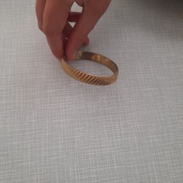 narukvica- imitacija zlata