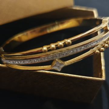 Narukvica kirurški čelik čvrsta trostruka pozlaćena