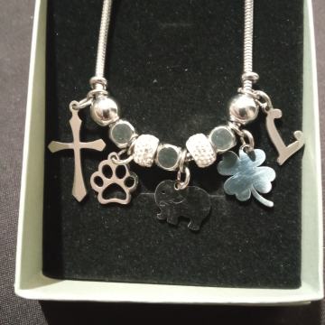 Narukvica kirurški čelik like Pandora BIRATE PRIVJESKE