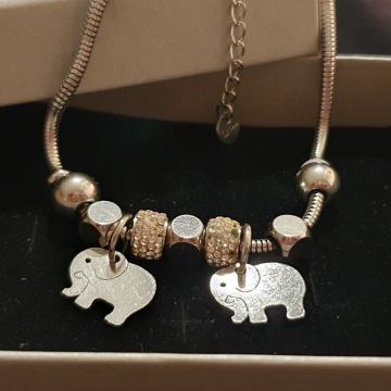 Narukvica kirurški čelik like Pandora BIRATE PRIVJESKE