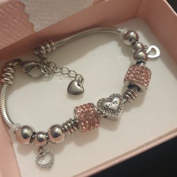 Narukvica kirurški čelik like Pandora s privjescima