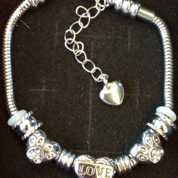 Narukvica kirurški čelik like Pandora s privjescima