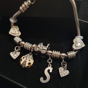 Narukvica kirurški čelik like Pandora s privjescima