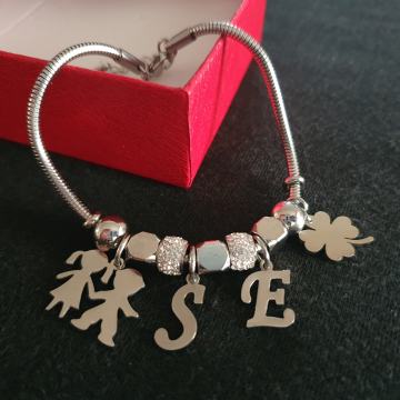 Narukvica kirurški čelik s privjescima like Pandora