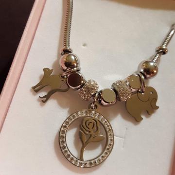 Narukvica like Pandora kir.čelik s privjescima slovo,srce,anđeo