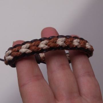 Narukvica kožna - UNISEX - model 33