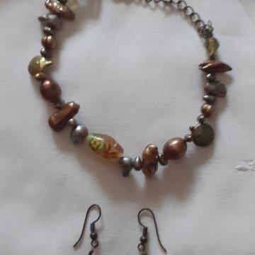 NARUKVICA I NAUŠNICE  sniženo samo