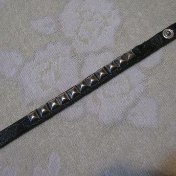 NARUKVICA s nitnama - 19 cm. SAND-2