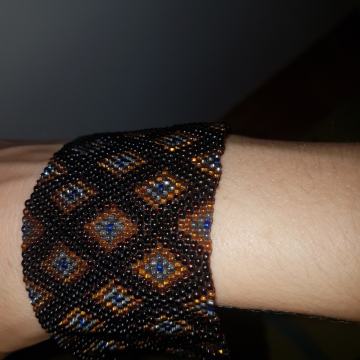 Narukvica predivna smeđe ljubičasti tonovi