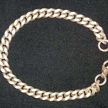 Narukvica, pravo srebro  925, sa žigom, 22.3 g, očuvana, 90 eura