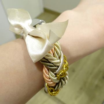 Narukvica Viki Viktorio