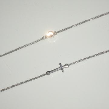 NARUKVICE NA KRIŽIĆ I S CIRKONOM - NOVO