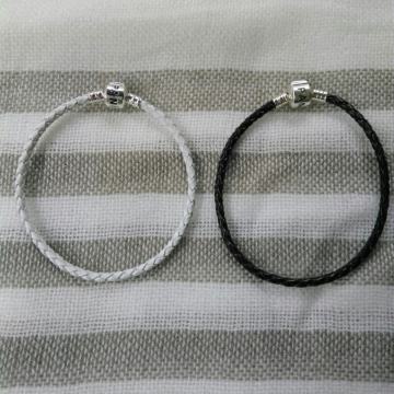 Pandora kožna narukvica, nova