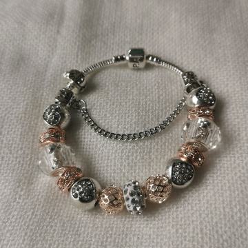 Pandora narukvica, rose gold, nova!