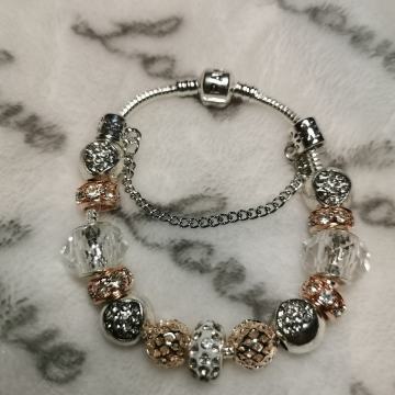 Pandora narukvica roza zlato/srebro, nova!