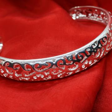 narukvica reljefnog uzorka, otvorena