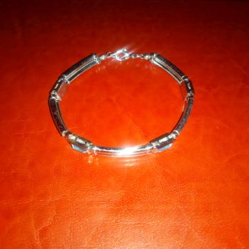 Predivna narukvica sa plavim kamenjem - BIŽUTERIJA