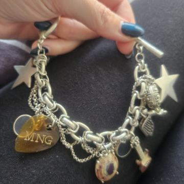 PREKRASNA NARUKVICA - 12 EURA