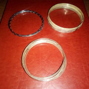 Razne bijele narukvice - 10 komada - BIŽUTERIJA